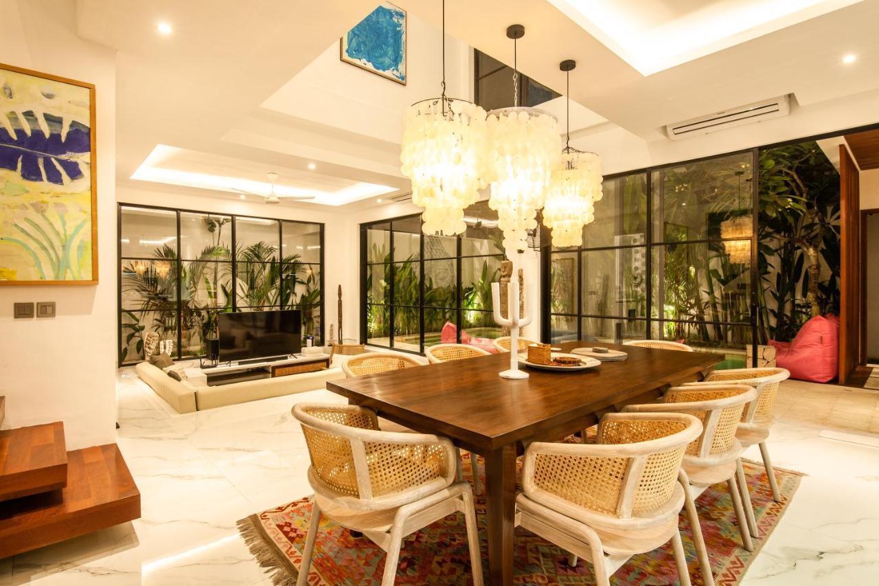 Luxury Villa Devina I Seminyak I Yoga & Gym Ngoại thất bức ảnh